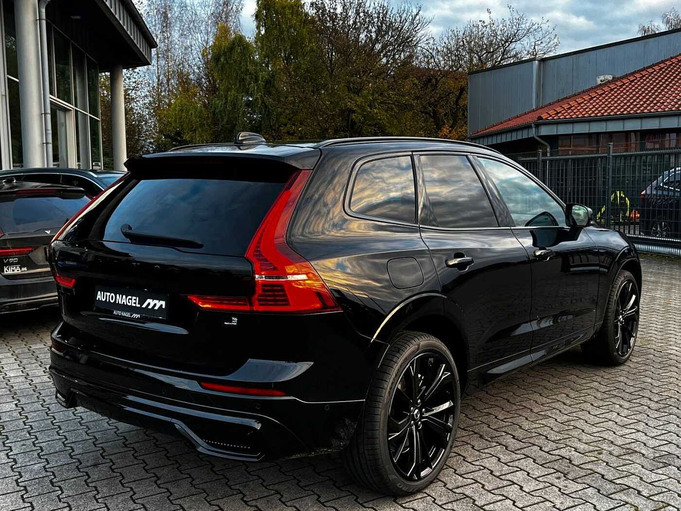 Volvo  Recharge T6 Plus Black Edition 360°|ACC|LED