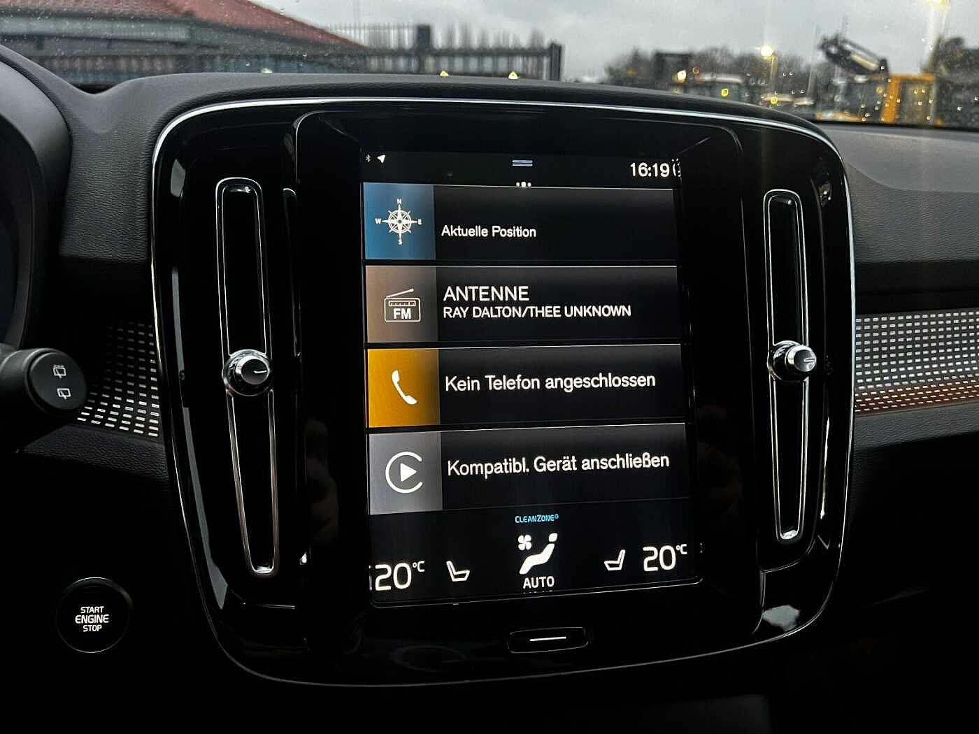 Volvo  T5 TwinEng R-Design Plug-In Navi/Autom. /LED