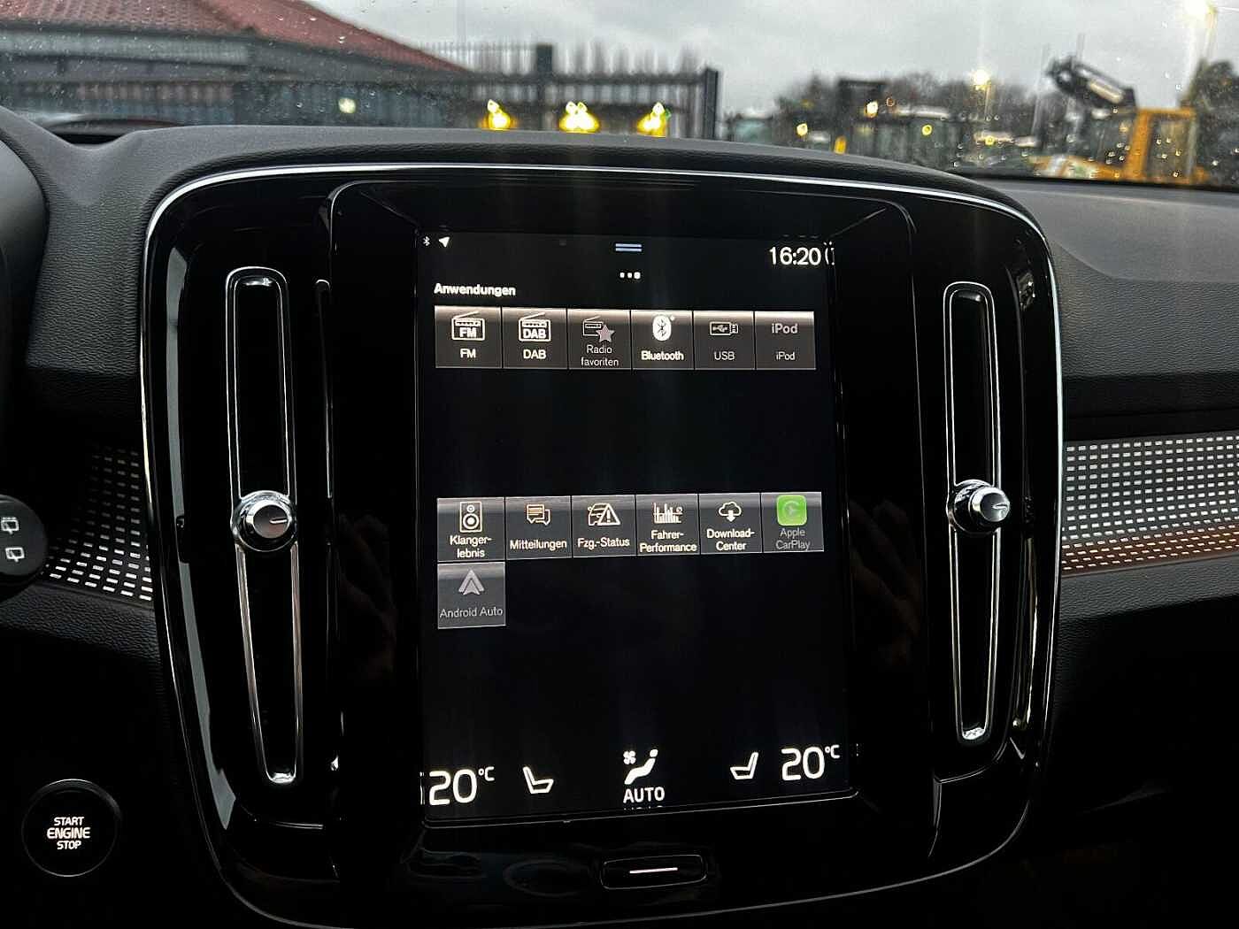 Volvo  T5 TwinEng R-Design Plug-In Navi/Autom. /LED