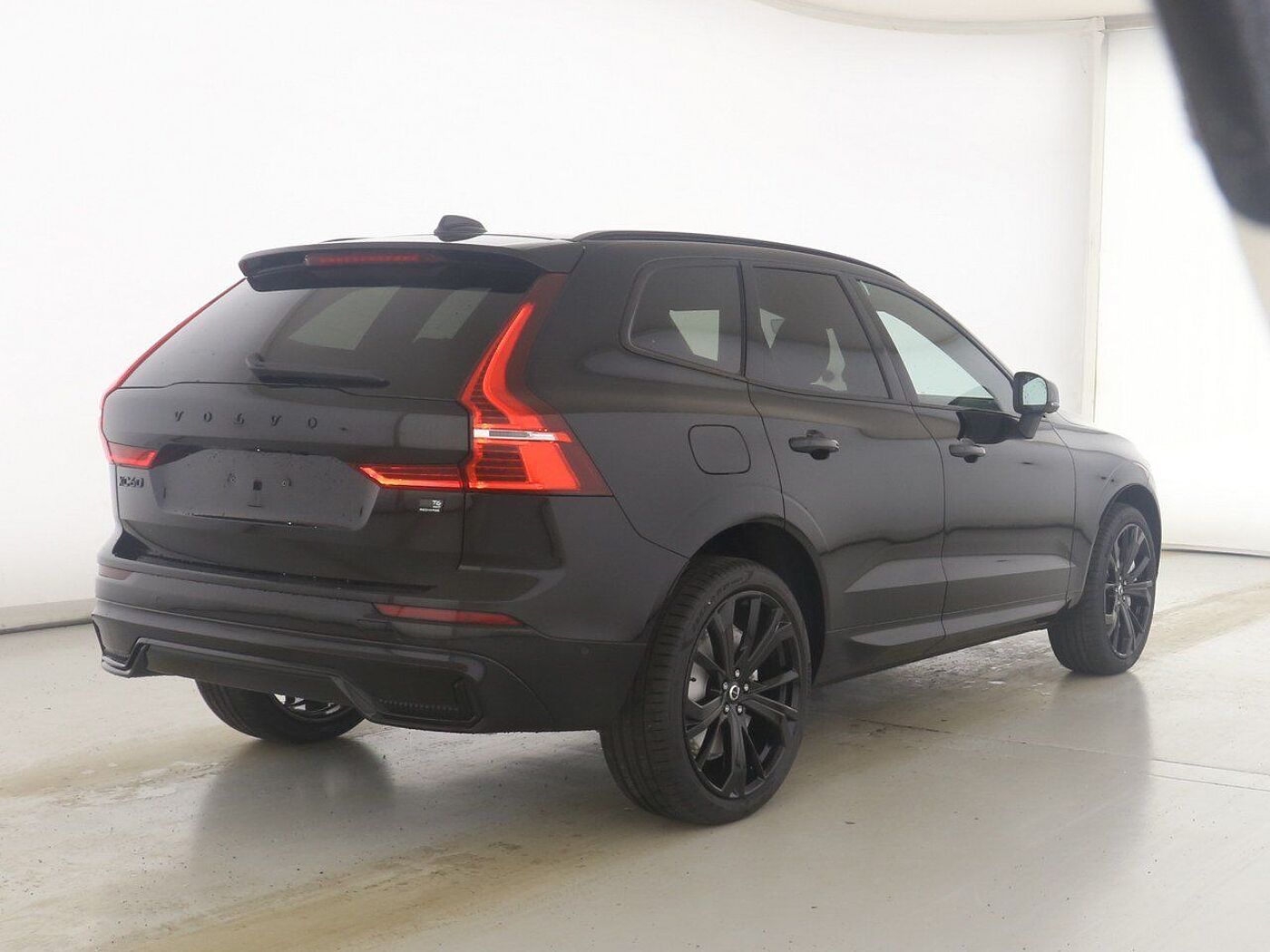 Volvo  Recharge T6 Plus Black Edition |360°|SITZH|