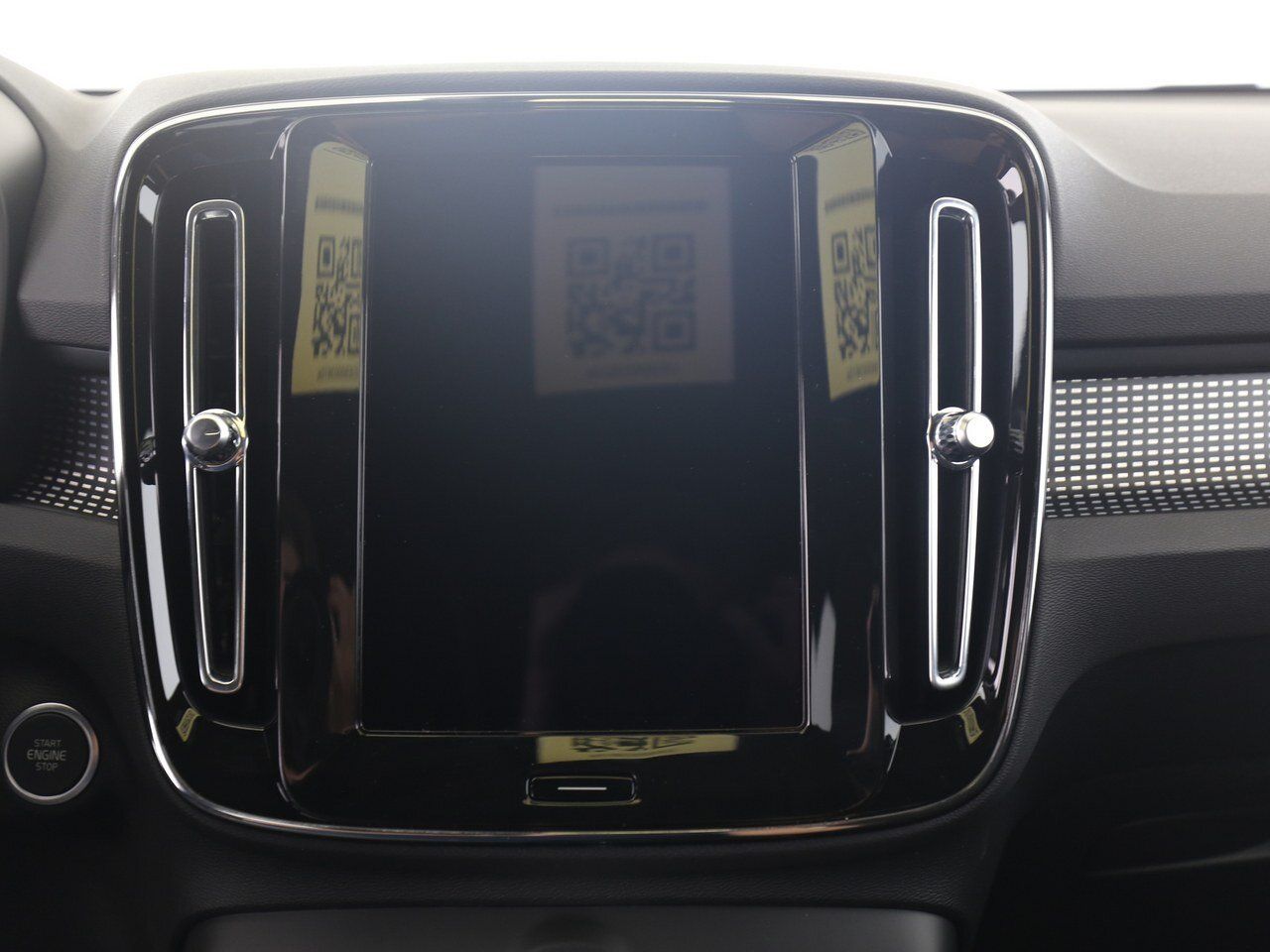 Volvo  Autom. B3 Core CONNECT|el. SITZE|19'ALU|LED|