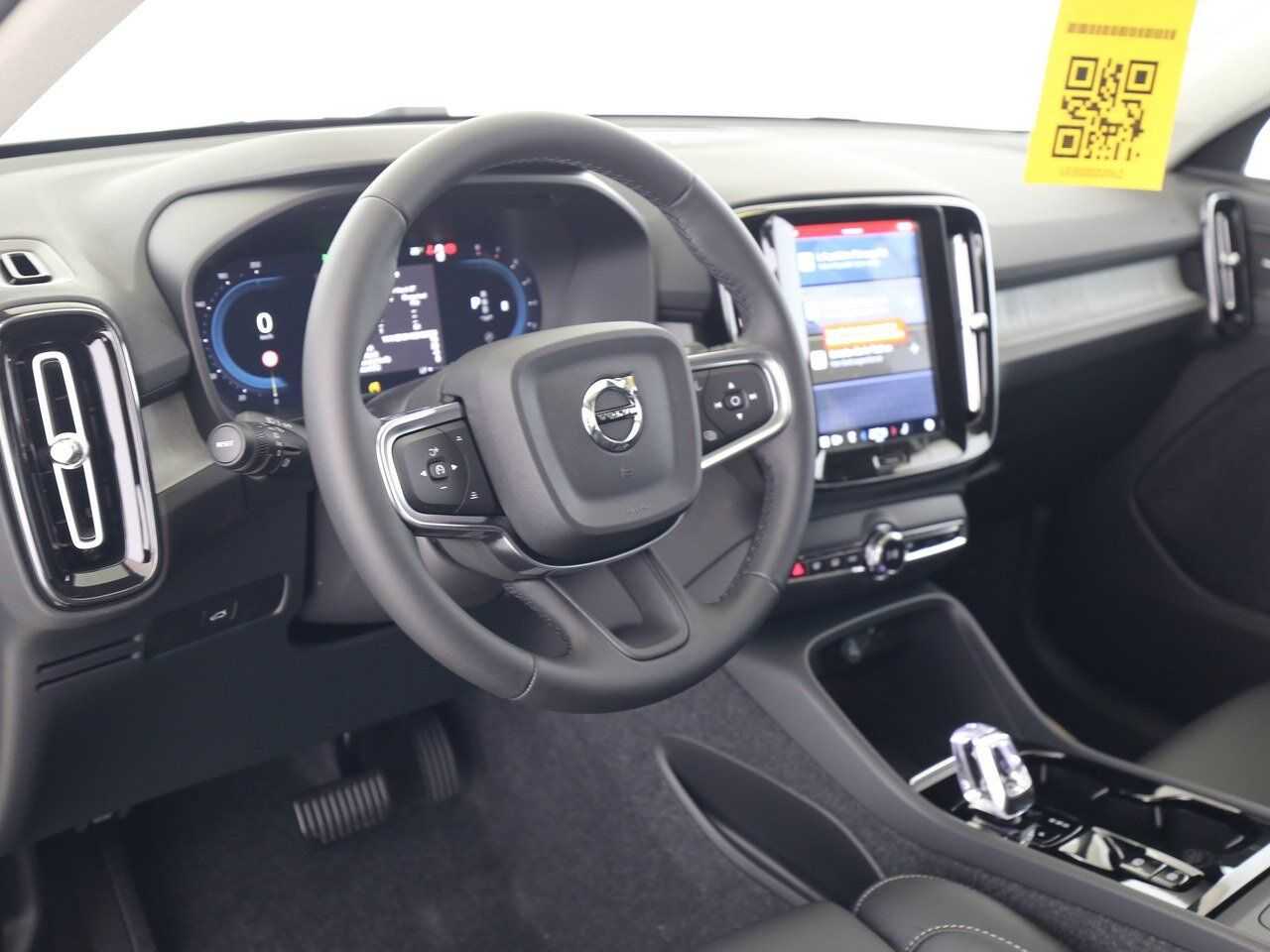 Volvo  B4 Ultra Dark PANO| 21'| ALU| LEDER| LED|