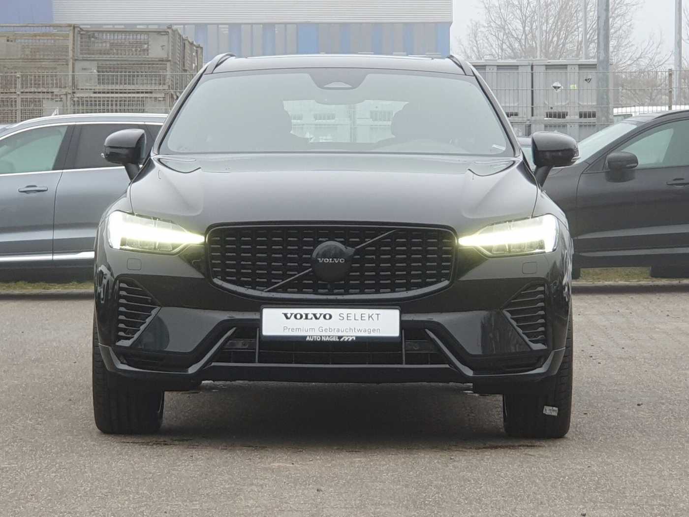 Volvo  Recharge T6 Plus Black Edition 21'|LED|PANO
