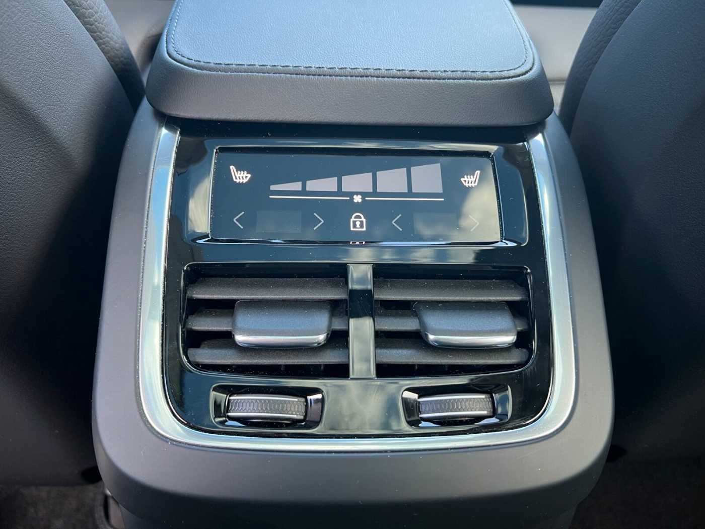 Volvo  Recharge T8 Ultra Bright |LED|PANO|MEMORY|