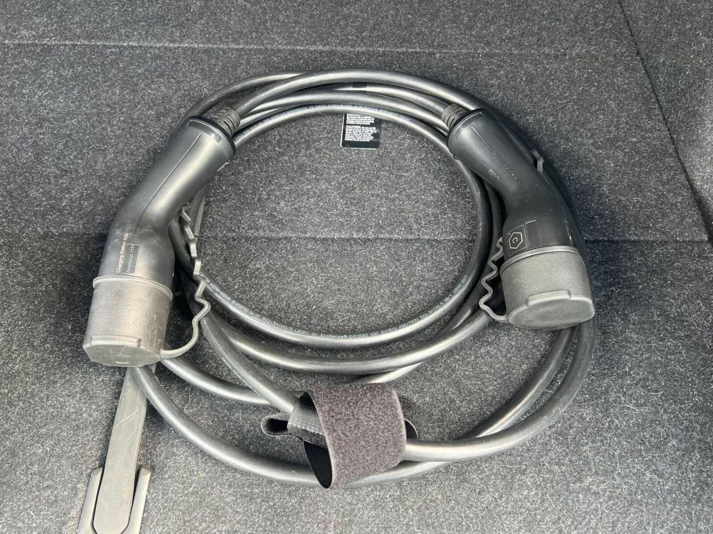 Volvo  Recharge Pro 20'ALU|CONNECT|