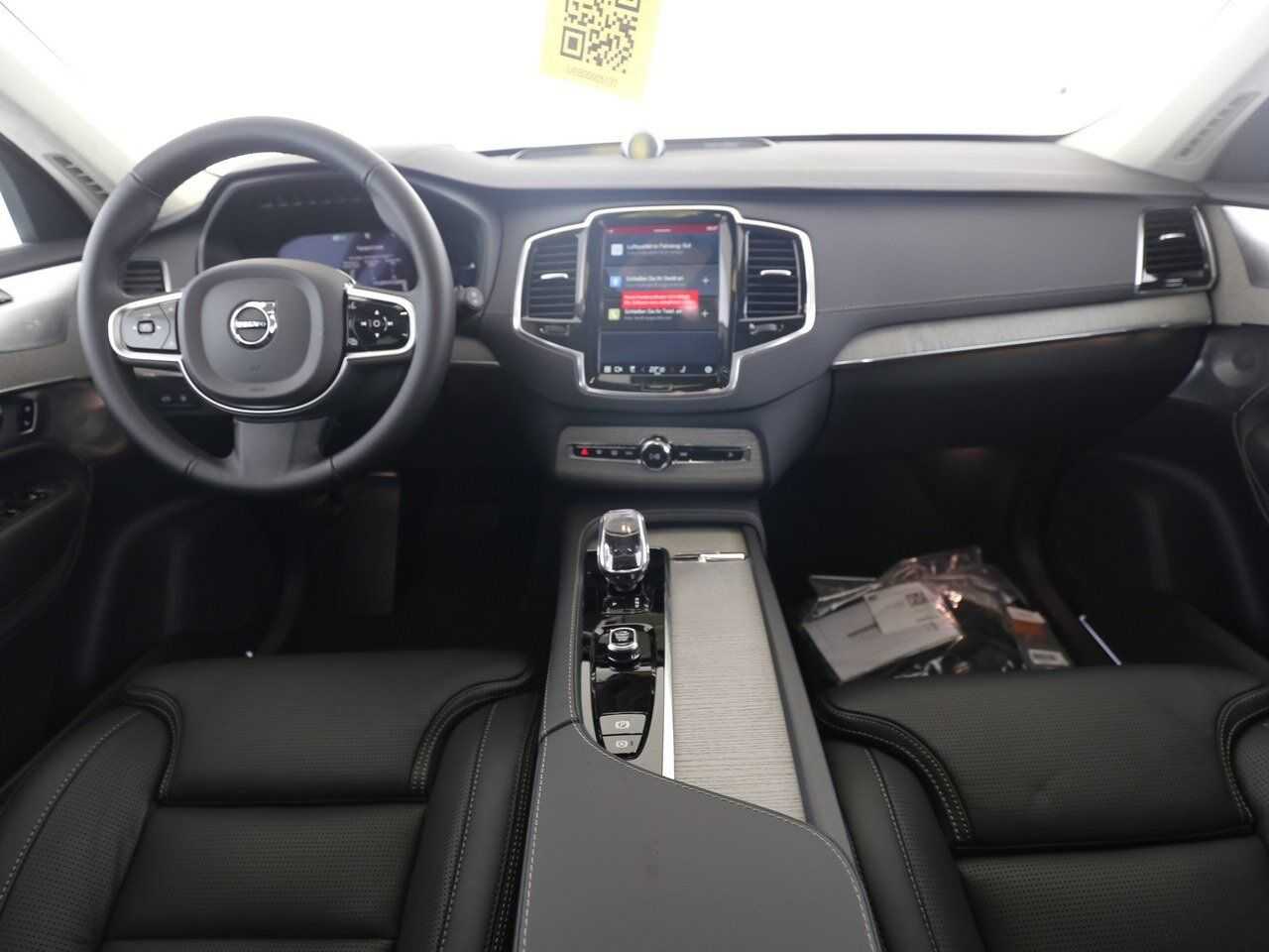 Volvo  T8 AWD Ultra Dark Plug-In B&W|AHK|22'|MASSA