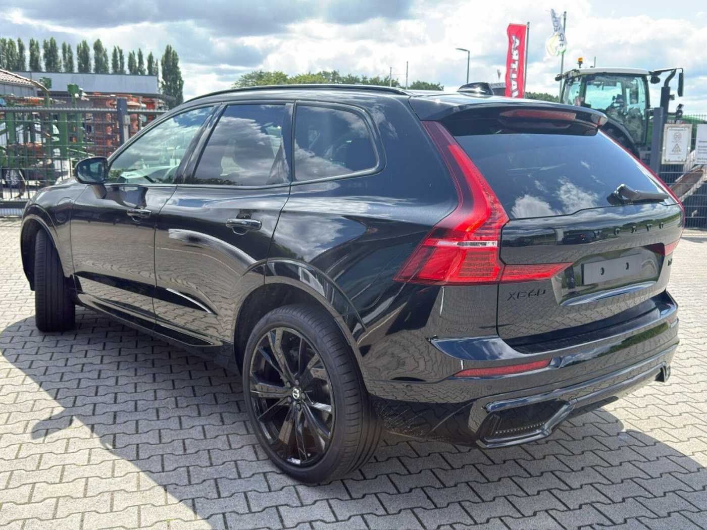 Volvo  T6 AWD Ultra Black Edition AHK|360CAM|ALARM