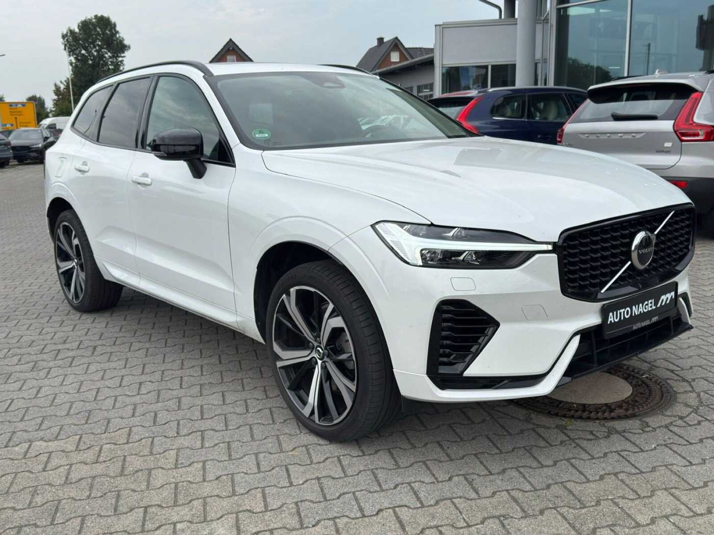 Volvo  T6 Twin Engine AWD R Design Plug-In PANO|AH