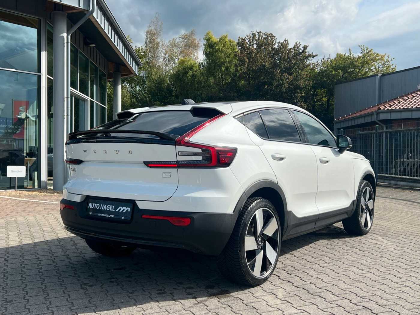 Volvo  Recharge Twin Pure Electric AWD Plus 20'|