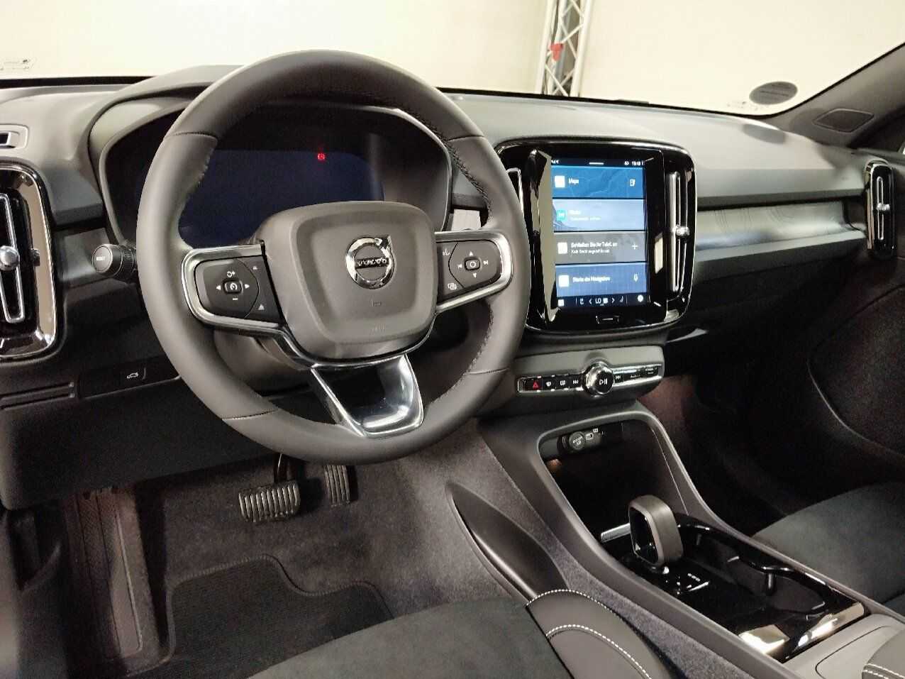 Volvo  Recharge Single Plus PANO|ALCANTARA|