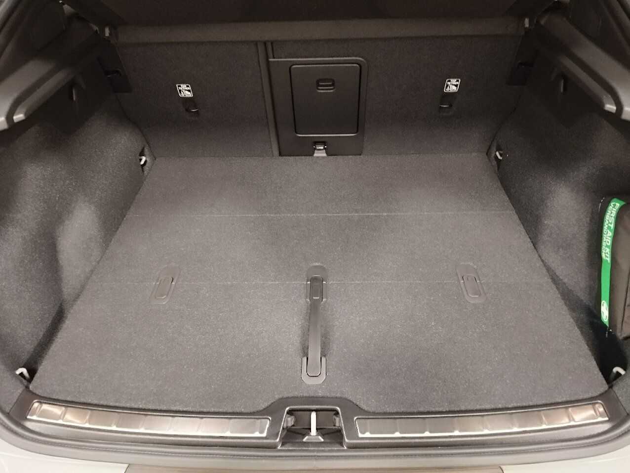 Volvo  Recharge Single Plus PANO|ALCANTARA|