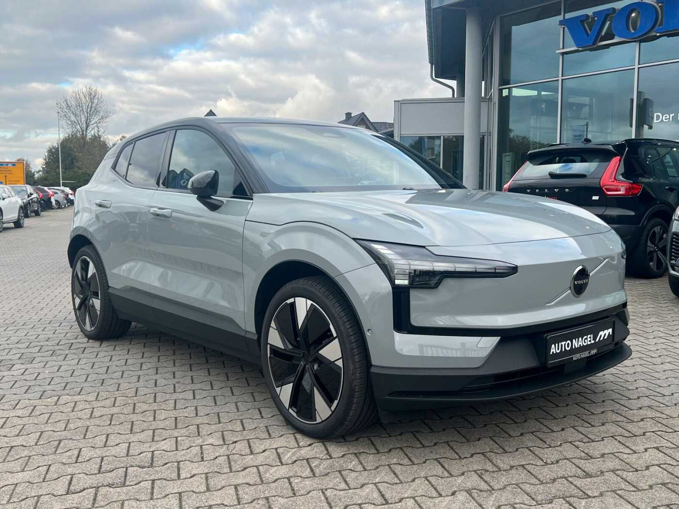 Volvo  Extended Range Ultra |ACC|BLIZ|CAM|NAVI|