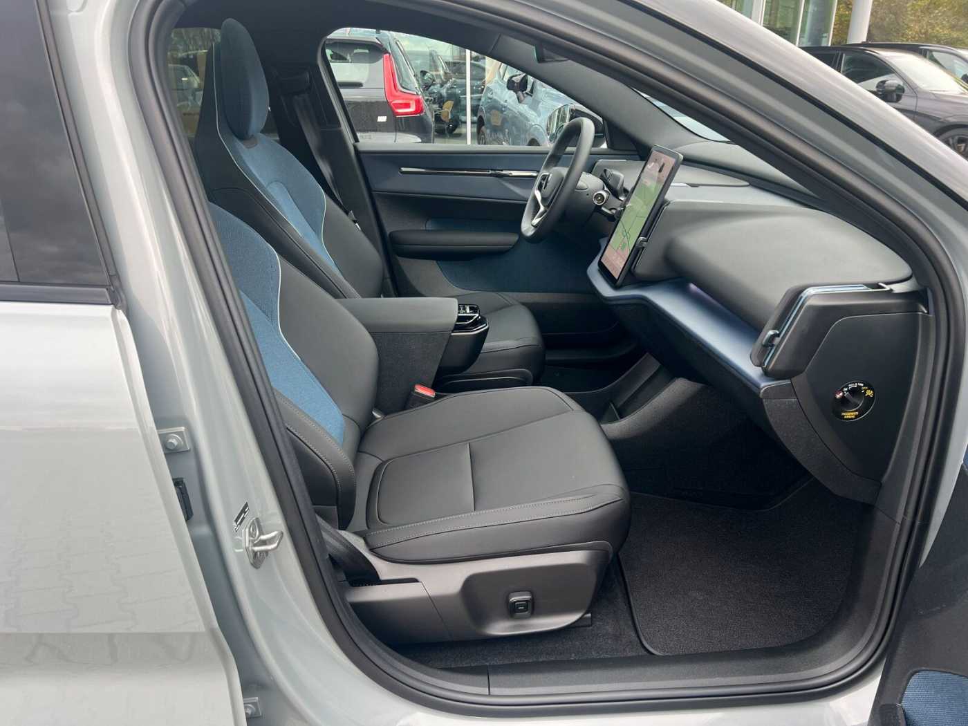 Volvo  Extended Range Ultra |ACC|BLIZ|CAM|NAVI|