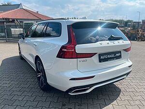 Volvo  T6 Twin Engine AWD R-Design | NAVI | LED |BC