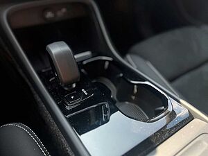 Volvo  Extended Range Black Edition Plus |AHK|20'|