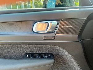 Volvo  Extended Range Black Edition Plus |AHK|20'|