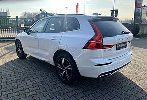 Volvo  T8 Twin Engine AWD R-Design Plug-In |PANO|