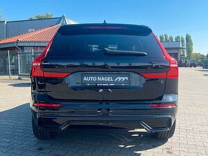 Volvo  B5 AWD Plus Black Edition PANO|STANDH|360CA