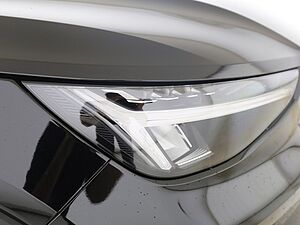 Volvo  Autom. B3 Core CONNECT|el. SITZE|19'ALU|LED|