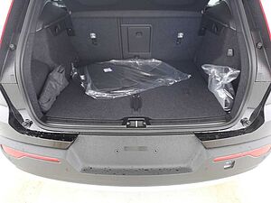 Volvo  Autom. B3 Core CONNECT|el. SITZE|19'ALU|LED|