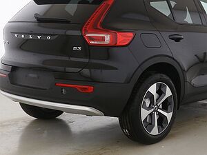 Volvo  Autom. B3 Core CONNECT|el. SITZE|19'ALU|LED|