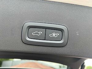 Volvo  B3 Autom. Core CONNECT|el. SITZE|LED|