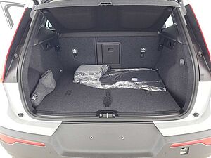 Volvo  B4 Ultra Dark PANO| 21'| ALU| LEDER| LED|