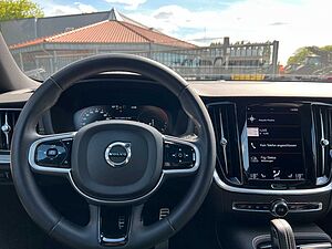 Volvo  Recharge T6 R Design LONG RANGE
