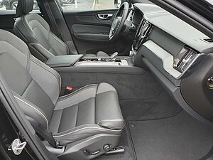 Volvo  Recharge T6 Plus Black Edition 21'|LED|PANO