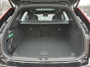 Volvo  Recharge T6 Plus Black Edition 21'|LED|PANO