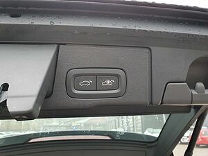 Volvo  Recharge T6 Plus Black Edition 21'|LED|PANO