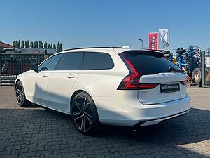 Volvo  Recharge T6 Ultra Dark ||LUFT|AHK|B&W|PANO||