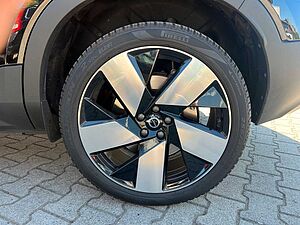Volvo  Recharge Extended Range Plus |20'|CONNECT|
