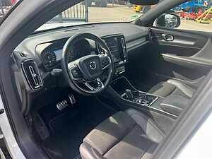 Volvo  D4 AWD R-Design (EURO 6d-TEMP)
