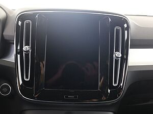 Volvo  B3 Core Keyless-Start/Autom. /Klima/LED/eFH.