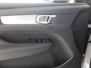 Volvo  B3 Core Keyless-Start/Autom. /Klima/LED/eFH.