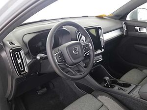 Volvo  B3 Core Keyless-Start/Autom. /Klima/LED/eFH.