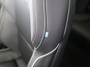 Volvo  T6 AWD Plus Black Edition PANO|HEAD UP|LUFT