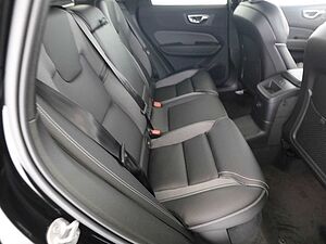 Volvo  T6 AWD Plus Black Edition PANO|HEAD UP|LUFT