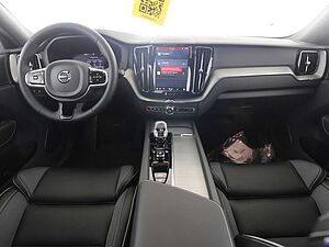 Volvo  T6 AWD Plus Black Edition PANO|HEAD UP|LUFT