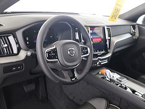 Volvo  T6 Plus Black Edition PANO|HK|360CAM|ACC
