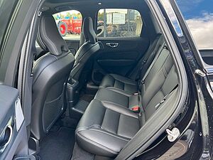 Volvo  Recharge T8 Plus Black Edition LUFT|AHK|B&W