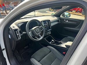 Volvo  Recharge Twin Pure Electric AWD Plus 20'|