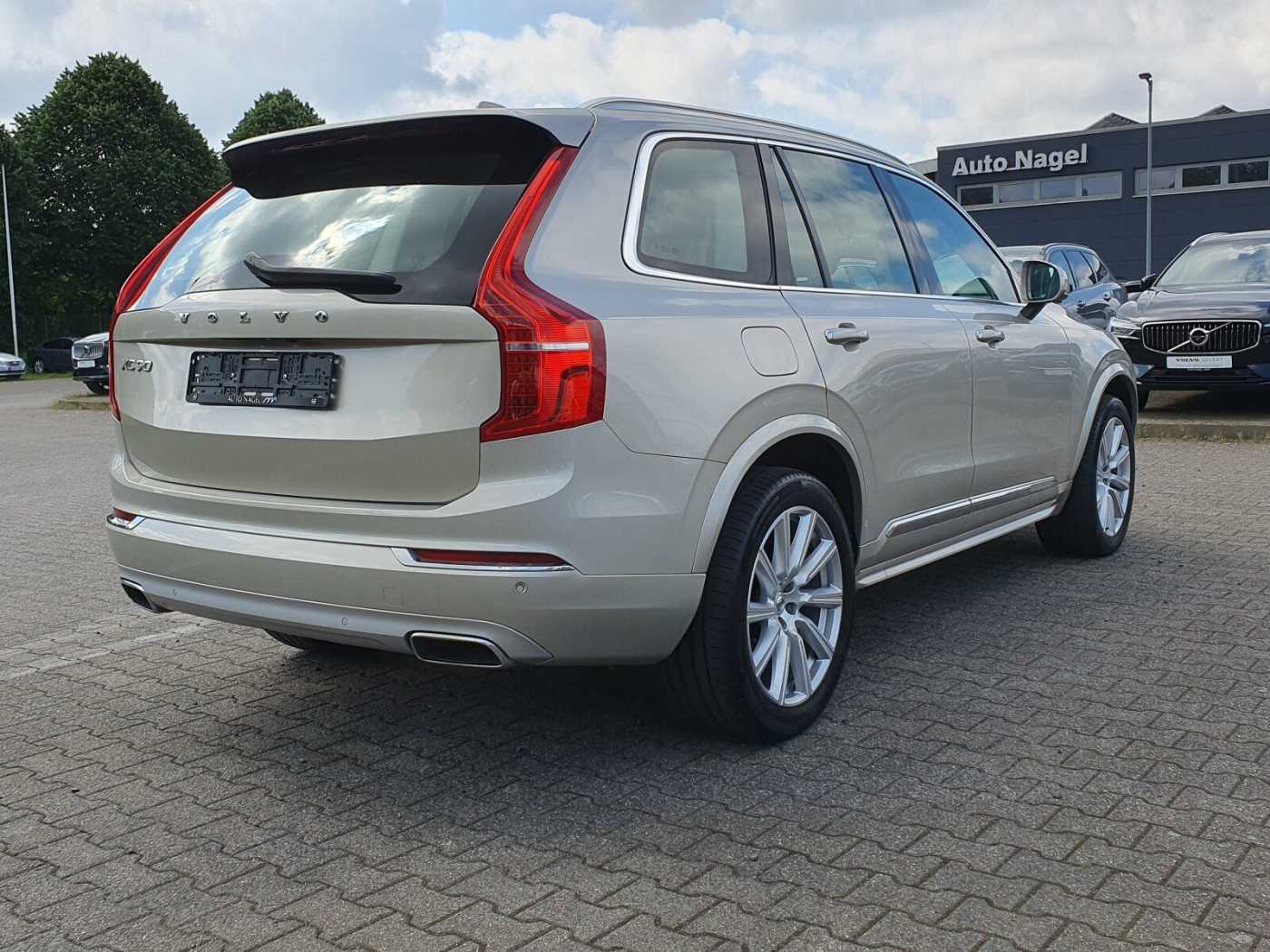 Volvo  D5 AWD Inscription Navi/Keyless-Start/Autom