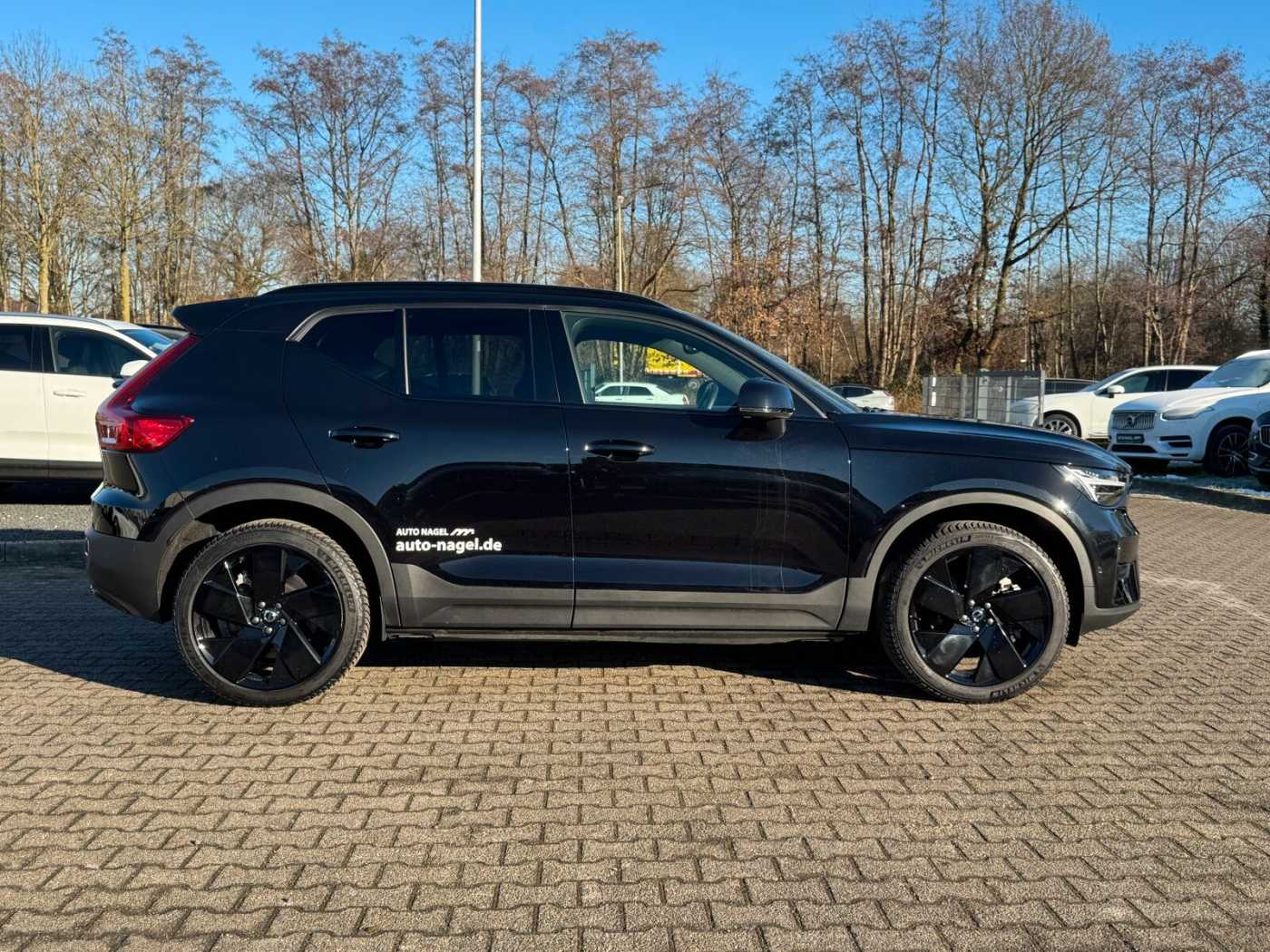 Volvo  Single Motor Extended Range Plus Black Edit