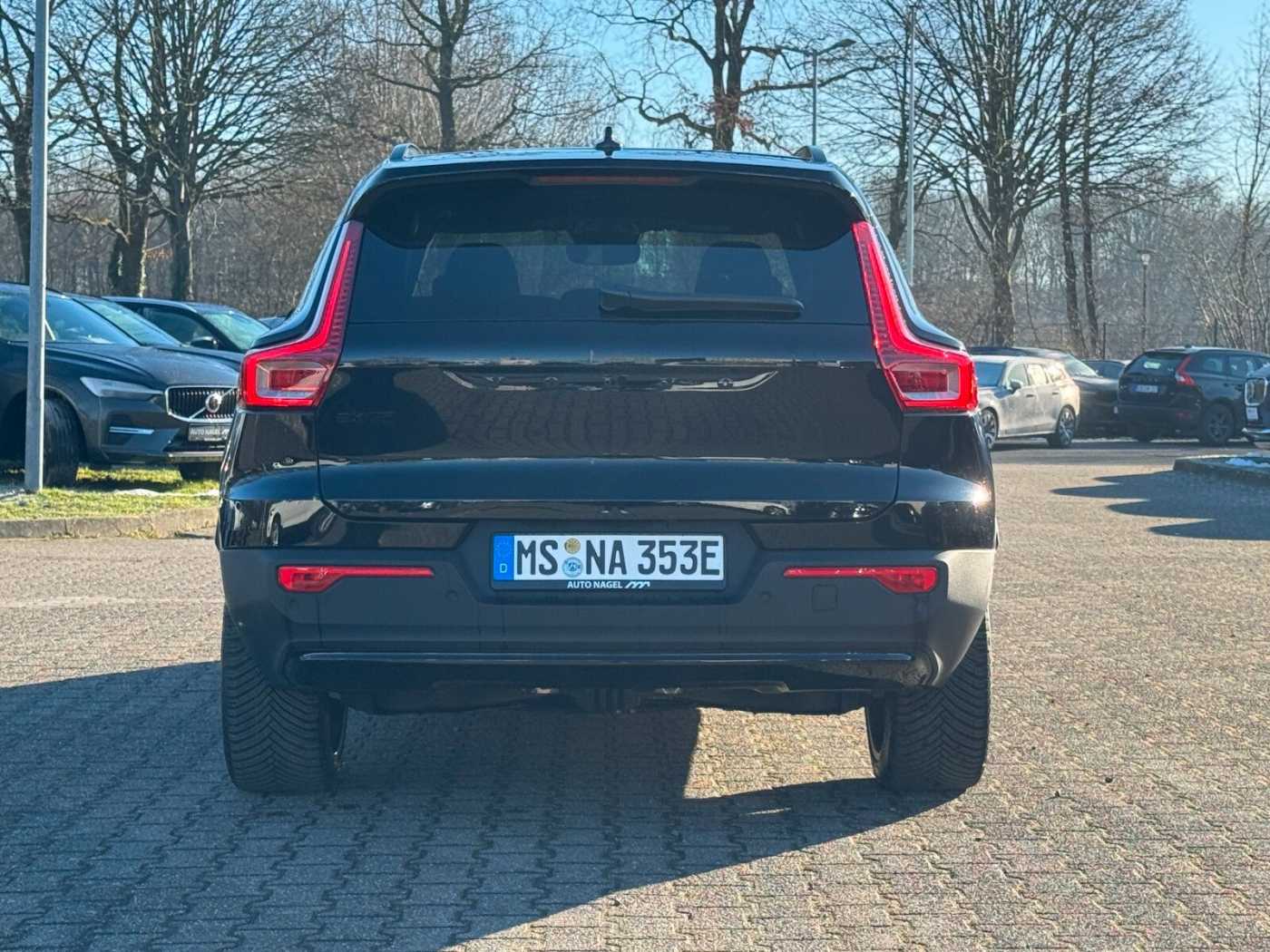 Volvo  Single Motor Extended Range Plus Black Edit
