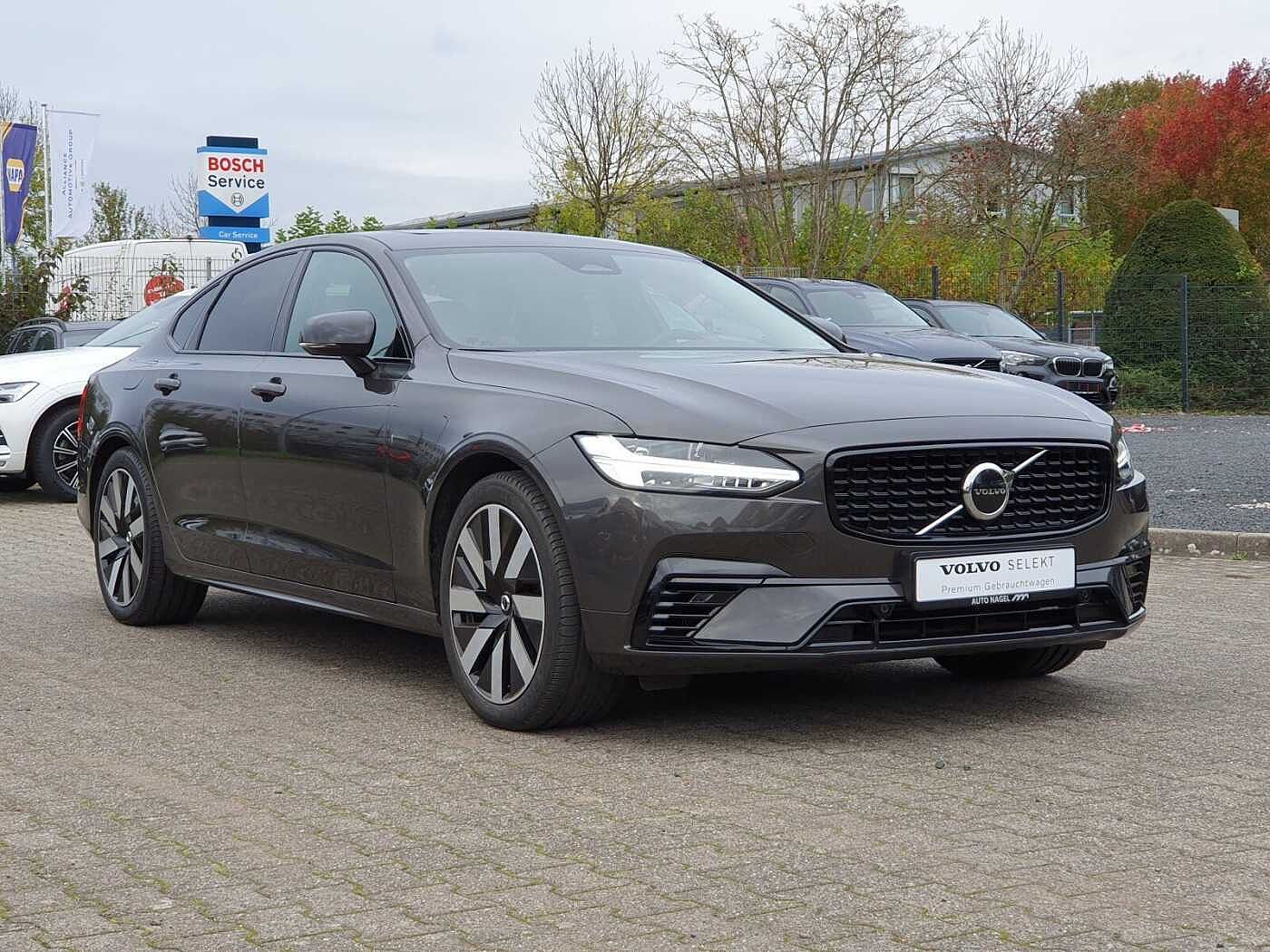 Volvo  Recharge T8 AWD Plus Dark PANO | POLESTARSHD