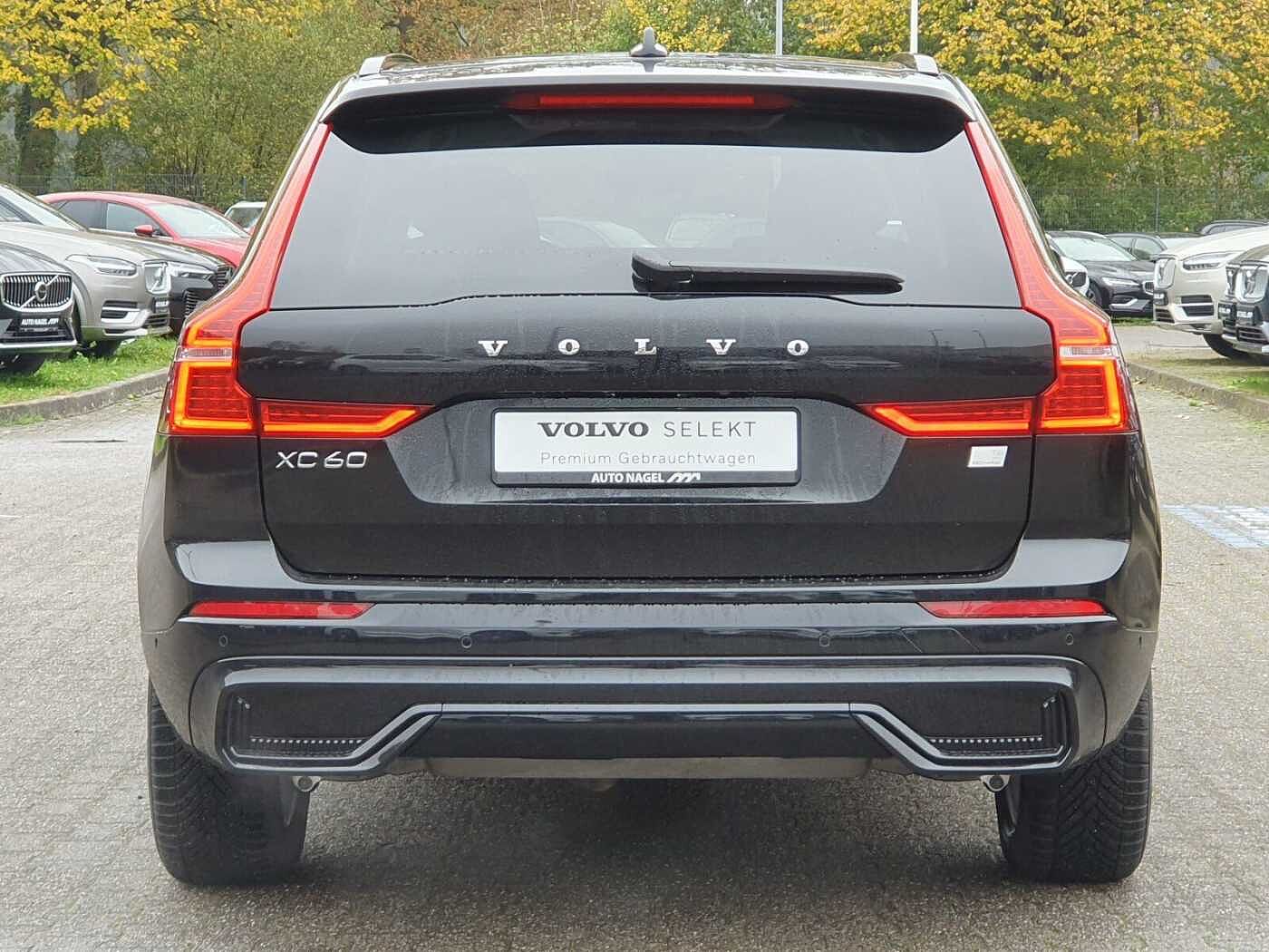 Volvo  Recharge T6 AWD Plus Dark