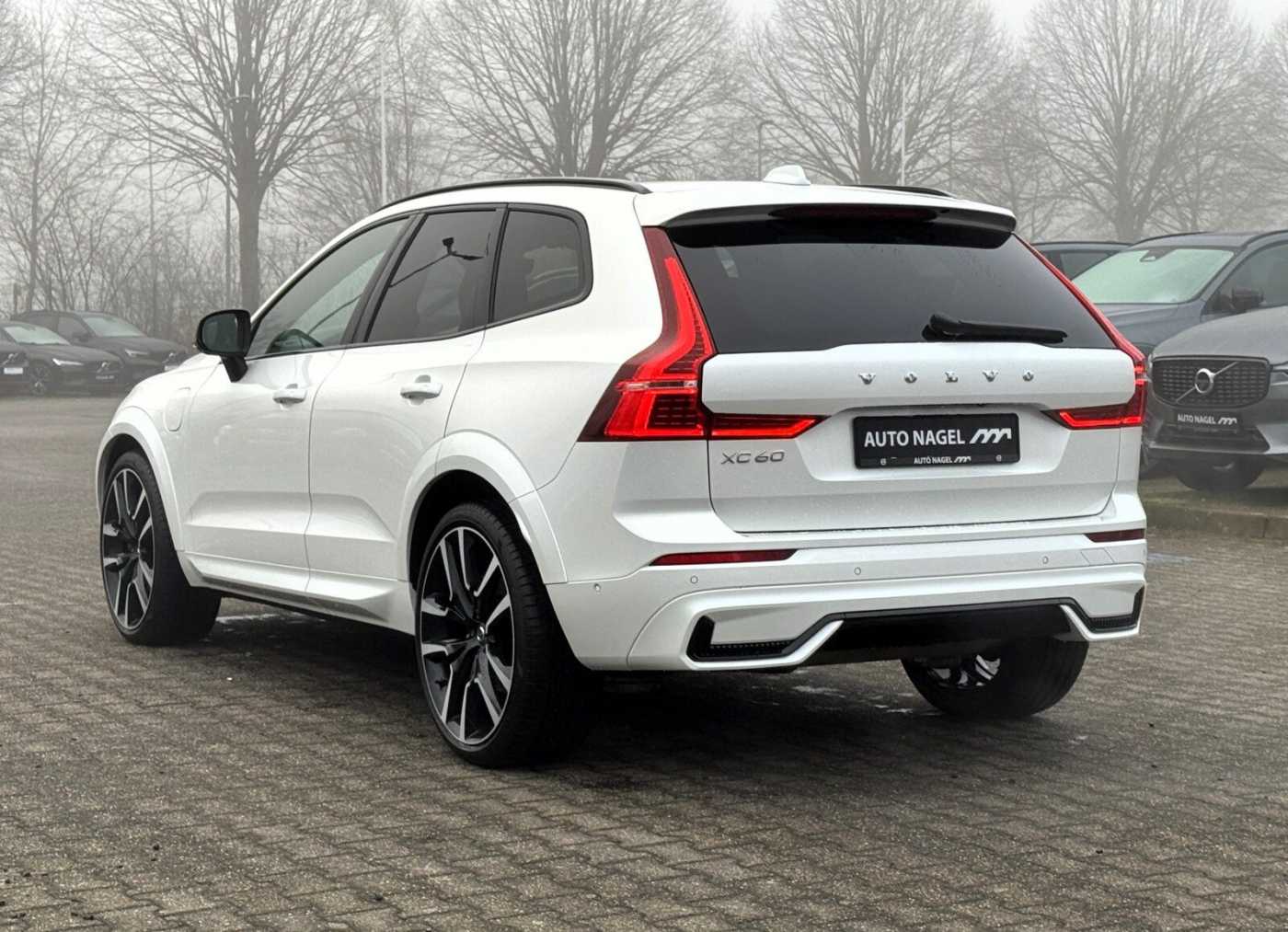 Volvo  T6 AWD R-Design Plug-In SD/Keyless-Start/BC