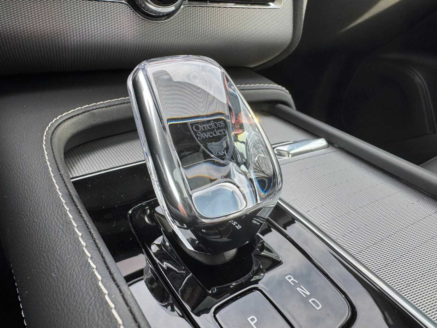 Volvo  Recharge T8 Plus Bright PANO